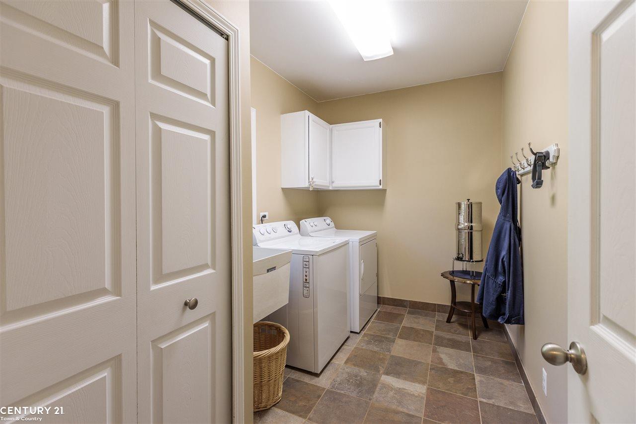 1325 Royal Crescent Street Rochester Hills, MI 48306 - Photo 16 of 40
