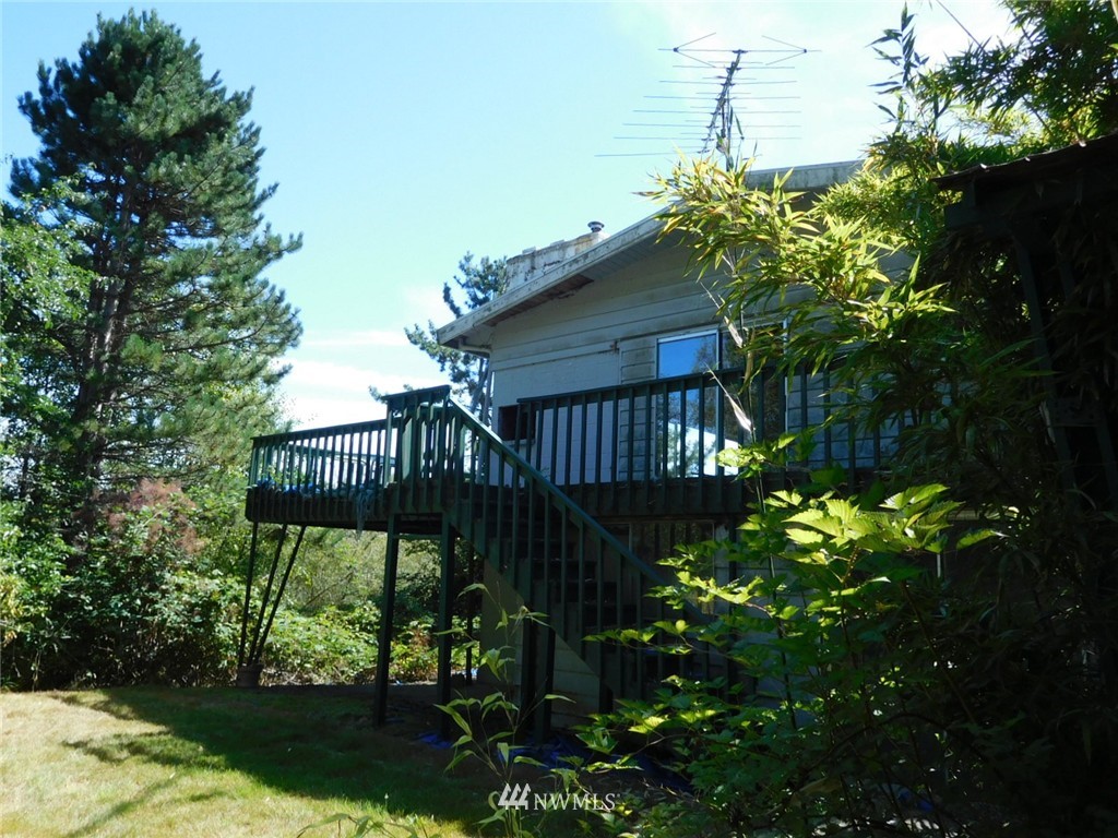 7264 Heggeness Road Clinton, WA 98236 - Photo 14 of 25 Gallery Image 14