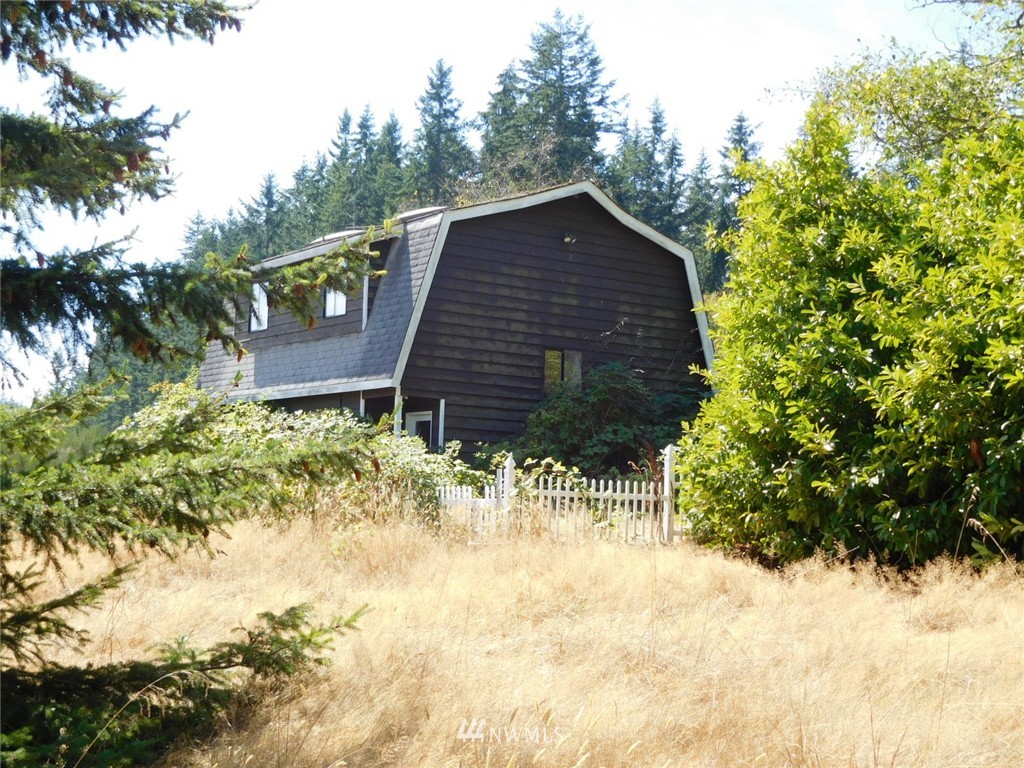 7264 Heggeness Road Clinton, WA 98236 - Photo 23 of 25 Gallery Image 23
