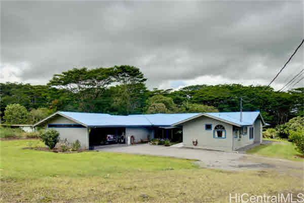 72 Hoaka Road Hilo, HI 96720 - Photo 1 of 1 a house view with a garden space