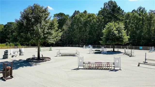 $2,995,000 | 3055 Spring Hill Drive, Monroe, GA 30656