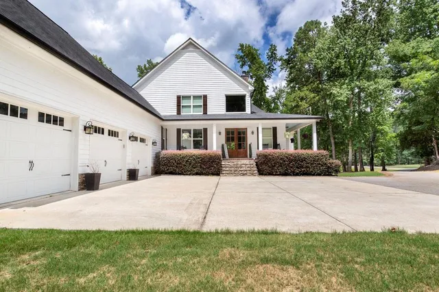 $2,995,000 | 3055 Spring Hill Drive, Monroe, GA 30656