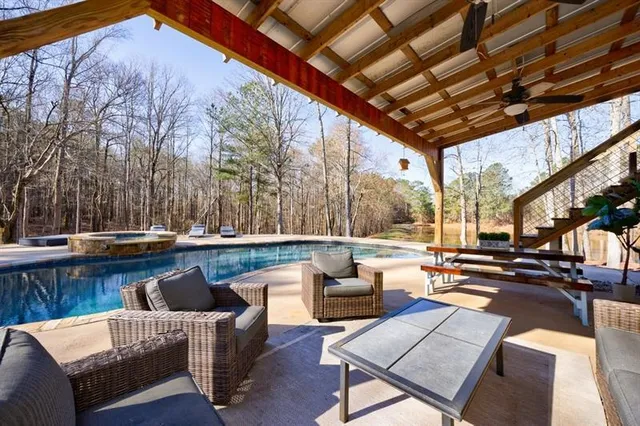 $2,995,000 | 3055 Spring Hill Drive, Monroe, GA 30656