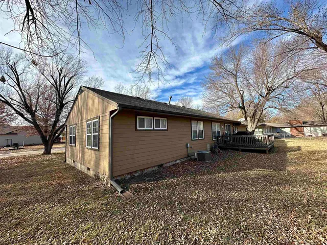 $159,900 | 1336 Crescent Drive, El Dorado, KS 67042