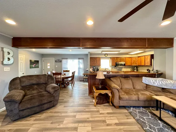 $159,900 | 1336 Crescent Drive, El Dorado, KS 67042