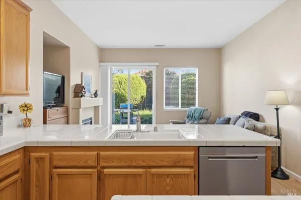 $800,000 | 1439 Birdie Drive, Windsor, CA 95492