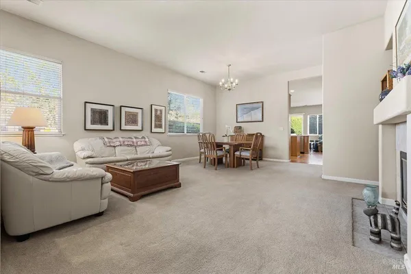 $800,000 | 1439 Birdie Drive, Windsor, CA 95492