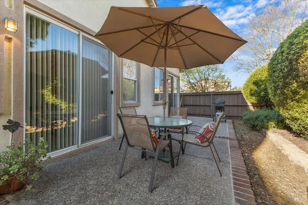 $800,000 | 1439 Birdie Drive, Windsor, CA 95492