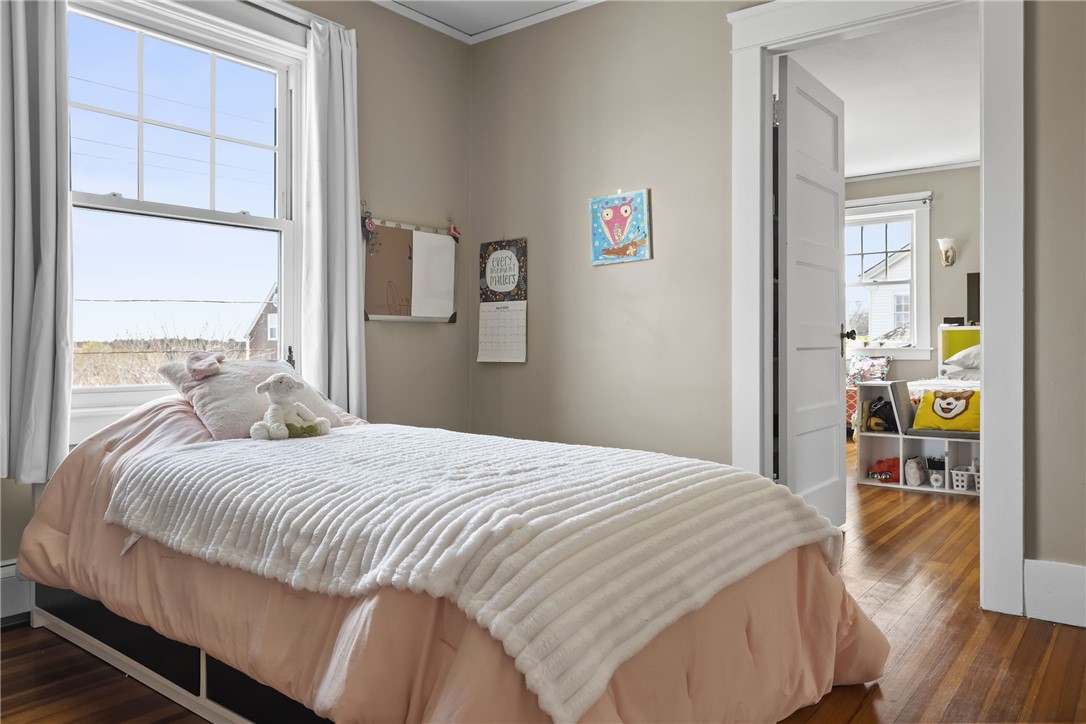 21 Hall Street Warwick, RI 02818 - Photo 23 of 30