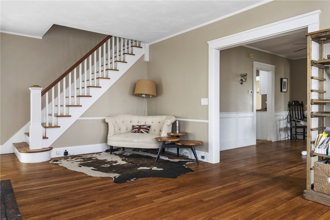 21 Hall Street Warwick, RI 02818 - Photo 9 of 30