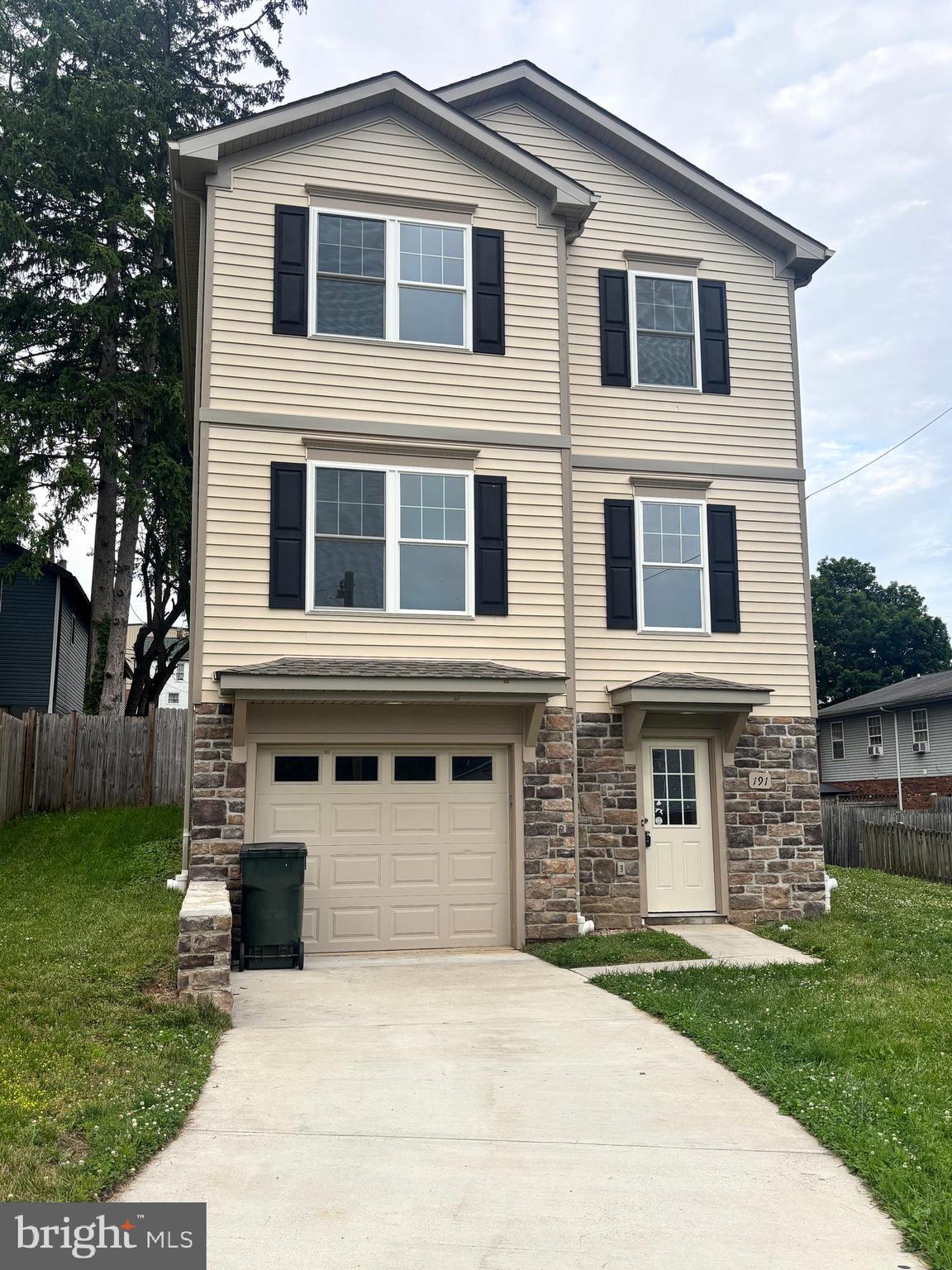 191 East George Street Westminster, MD 21157 - Photo 1 of 29