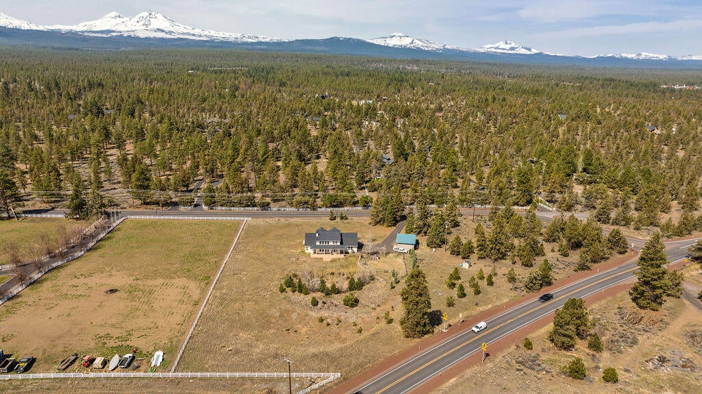 67350 Gist Road Bend, OR 97703 - Photo 53 of 61 RileyVisualsa-6
