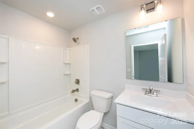 $3,150 | 2550 Lydia Avenue, Charlotte, NC 28205