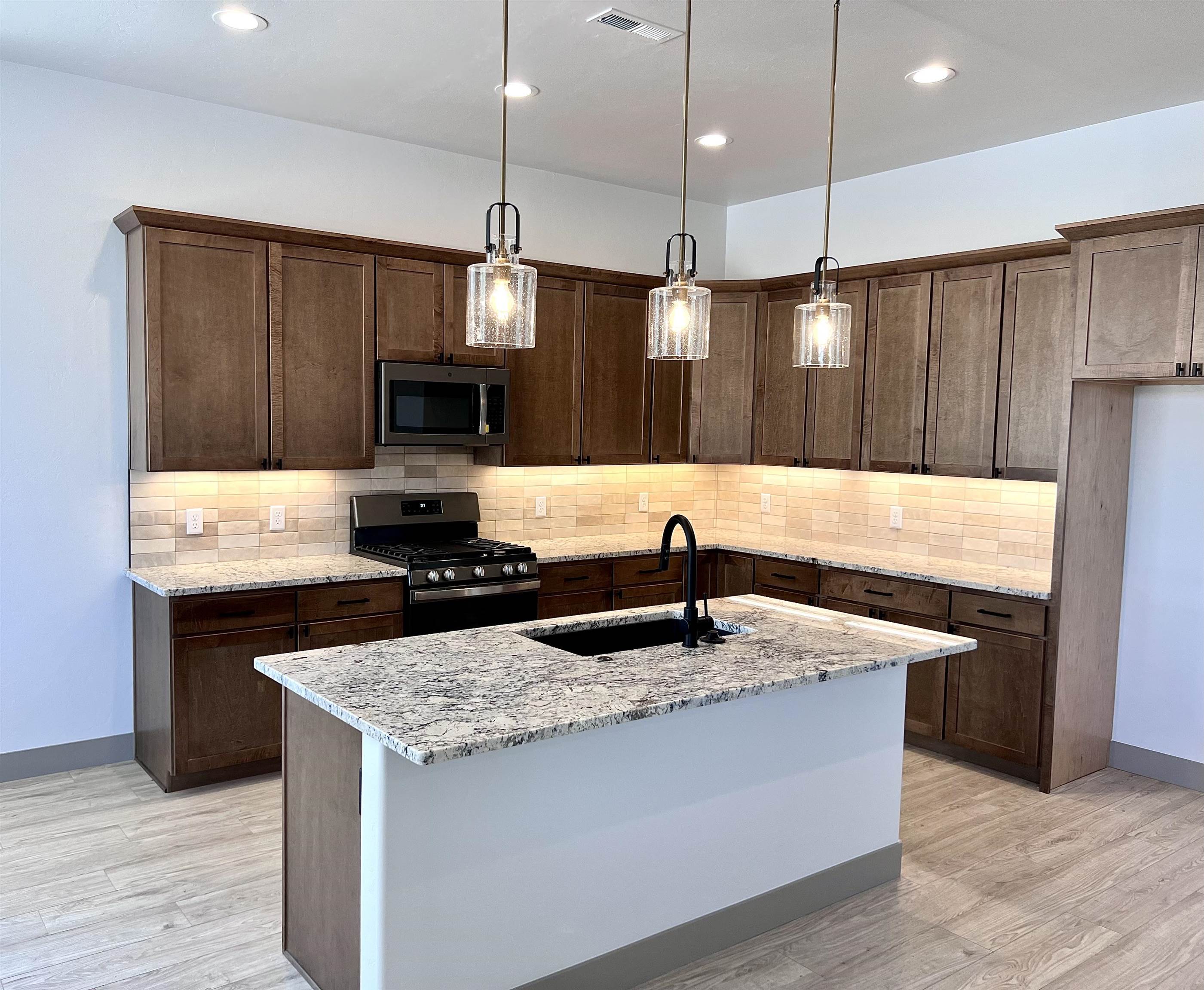 792 Spur Cross Road Grand Junction, CO 81505 - Photo 8 of 18 Gallery Image 8