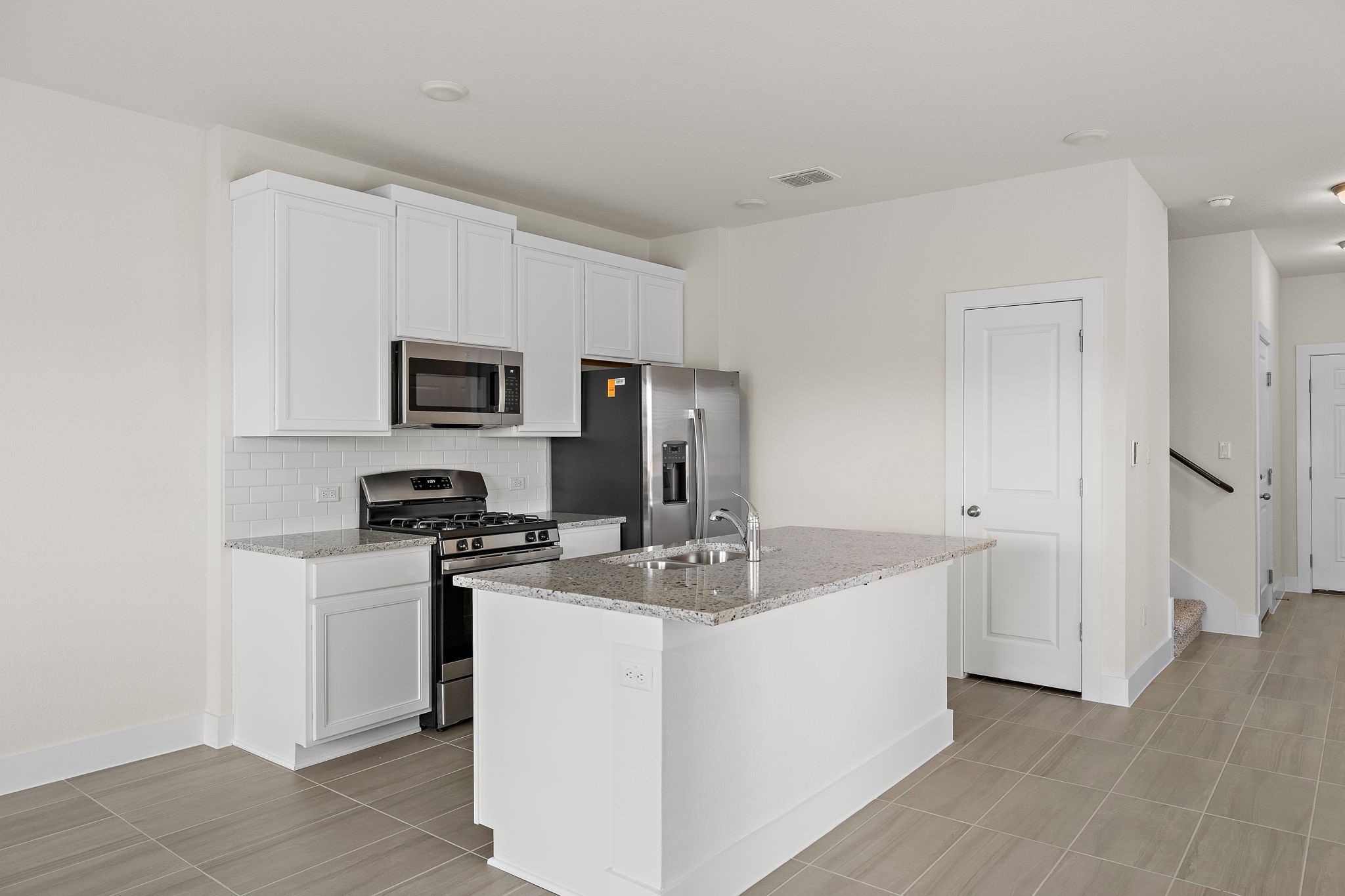 138 Yearling Way Georgetown, TX 78626 - Photo 8 of 24