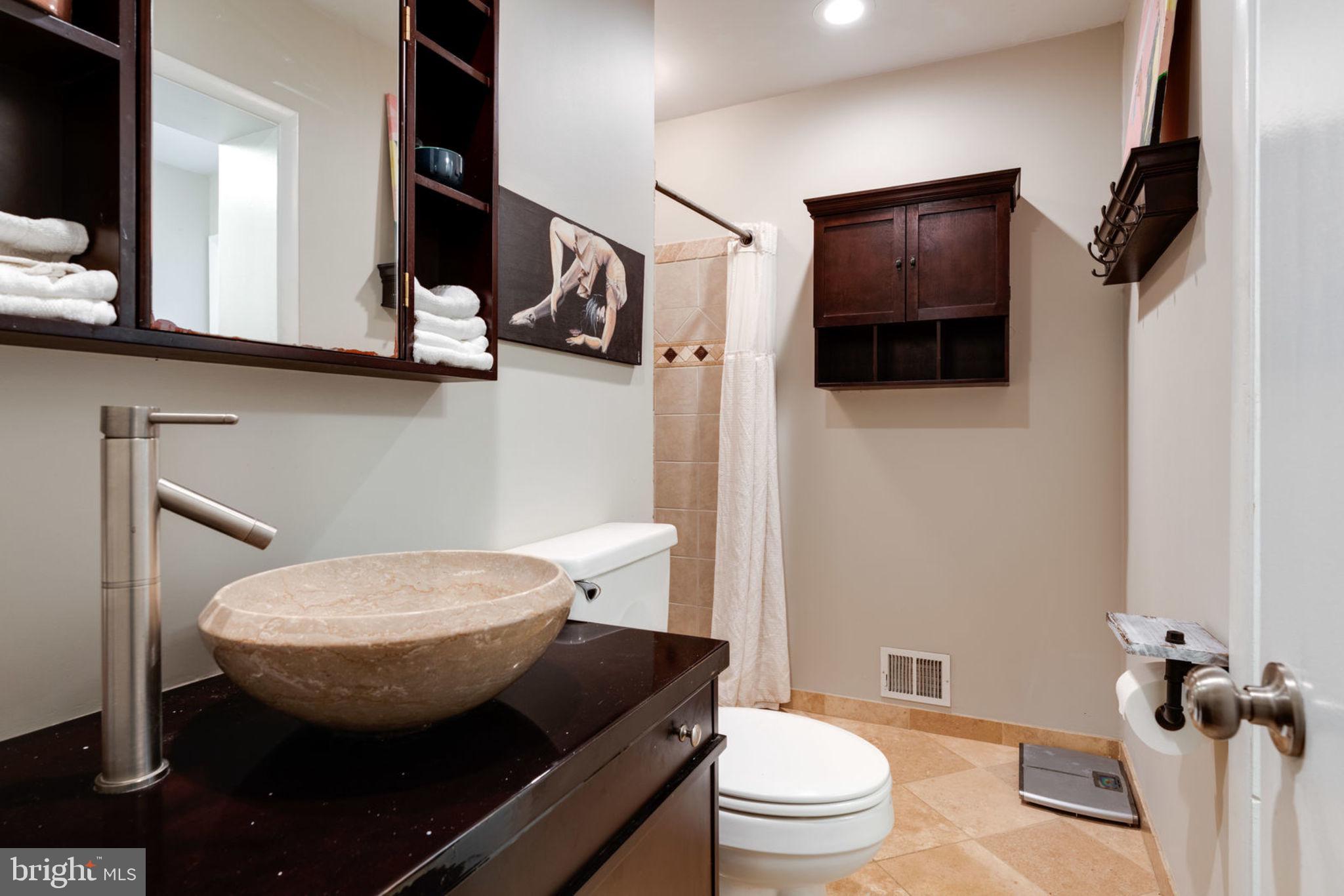 6417 Julian Street Springfield, VA 22150 - Photo 21 of 50 Updated master bath!
