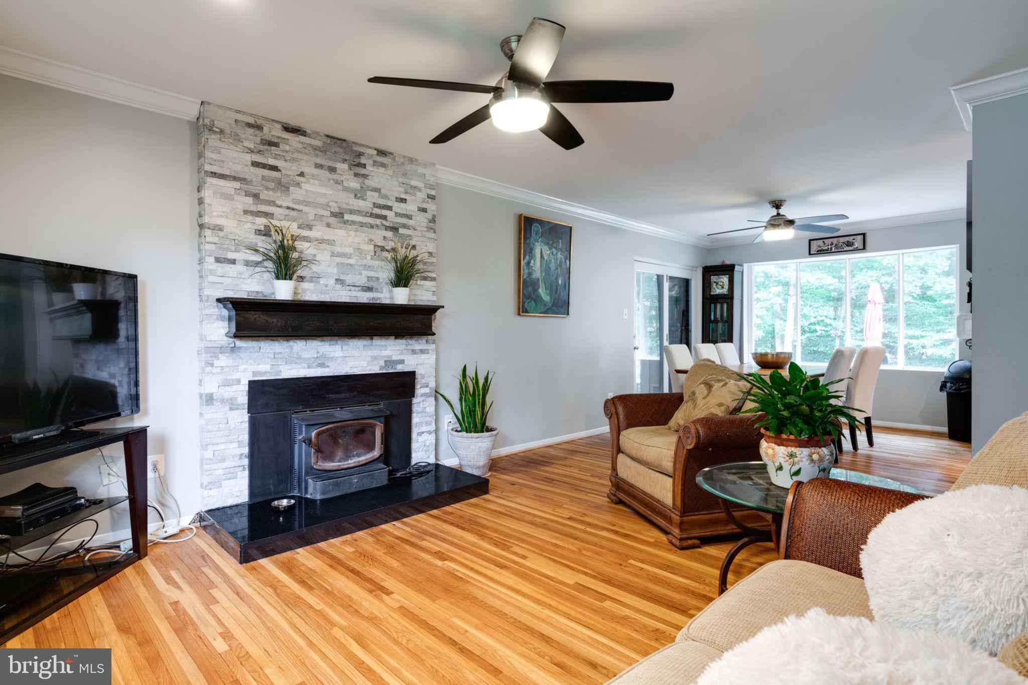 6417 Julian Street Springfield, VA 22150 - Photo 4 of 50 Living room with fireplace!!