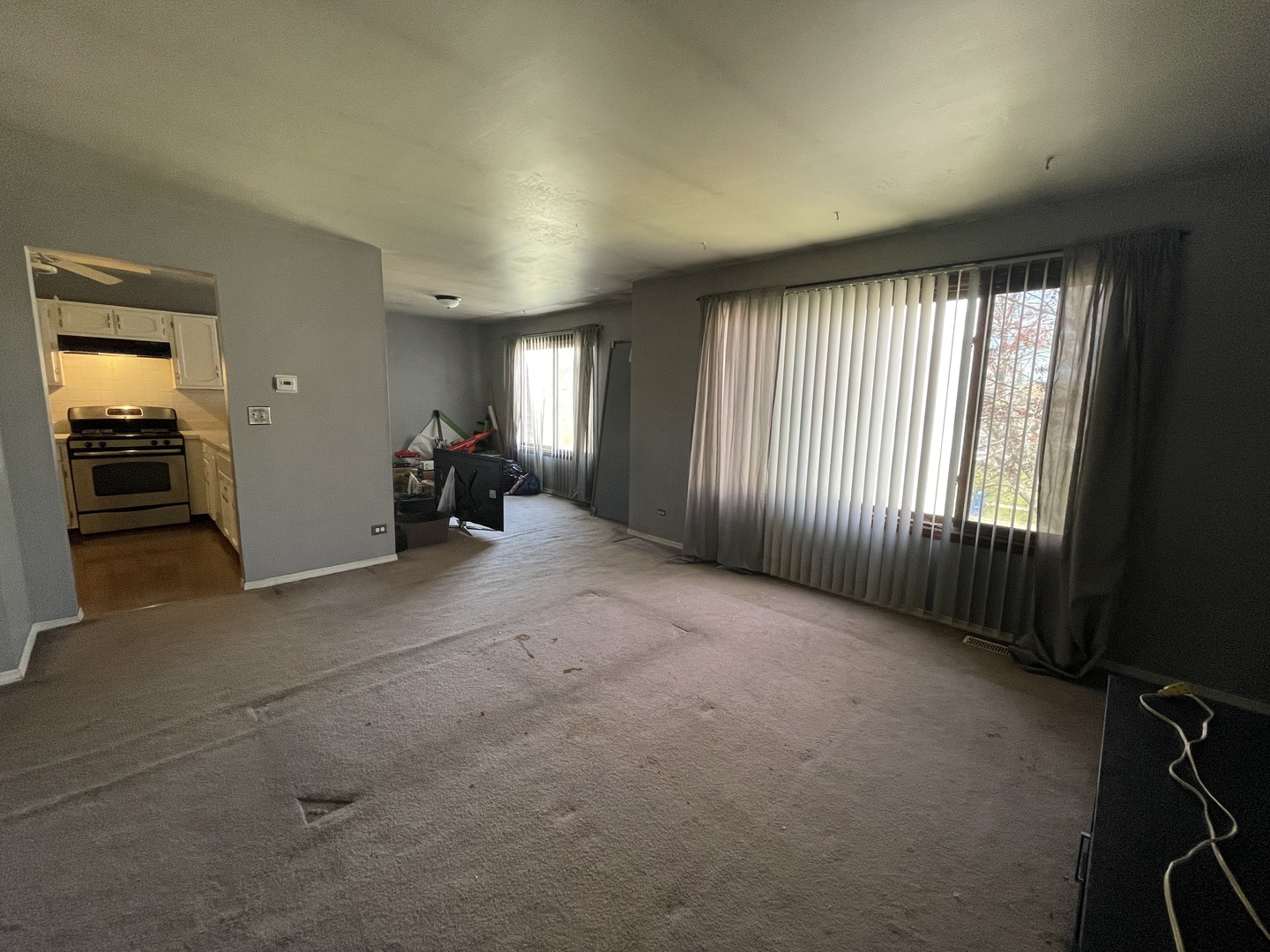 2061 Windward Lane Hanover Park, IL 60133 - Photo 2 of 15 an empty room with windows