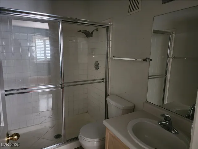 $1,800 | 7733 Almeria Street, Las Vegas, NV 89128