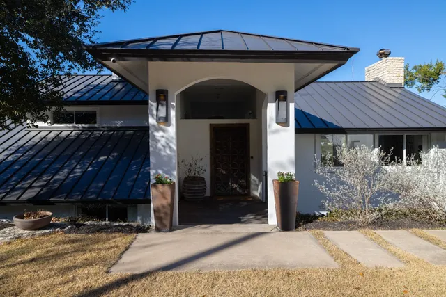 $2,495,000 | 1517 Wildcat Hollow, West Lake Hills, TX 78746