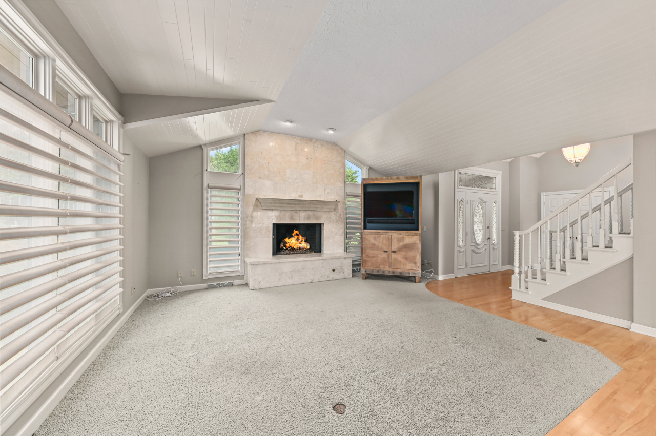 N19W22081 Foxview Court, Unit 2B Waukesha, WI 53186 - Photo 14 of 50 Photo 14