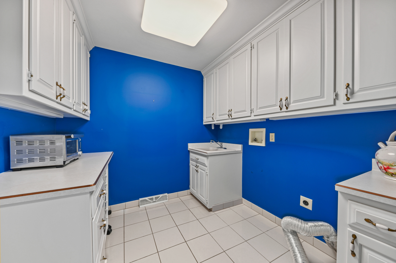 N19W22081 Foxview Court, Unit 2B Waukesha, WI 53186 - Photo 24 of 50 Photo 24