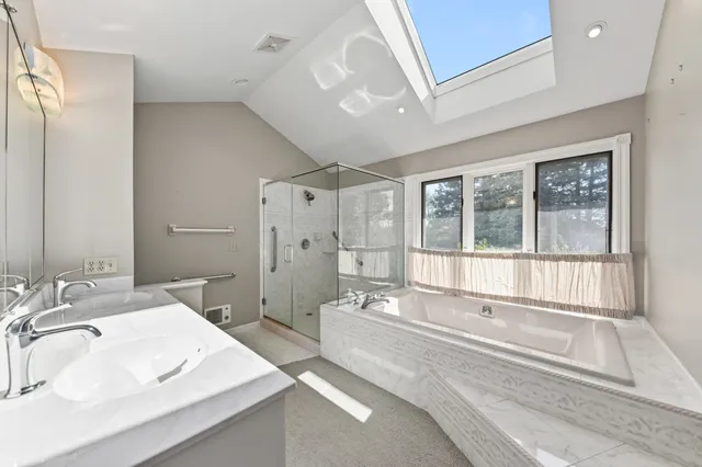 $849,900 | N19W22081 Foxview Court, Unit 2B, Waukesha, WI 53186