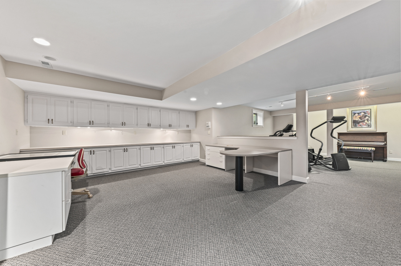 N19W22081 Foxview Court, Unit 2B Waukesha, WI 53186 - Photo 34 of 50 Photo 34