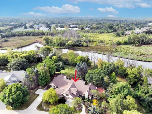 $849,900 | N19W22081 Foxview Court, Unit 2B, Waukesha, WI 53186