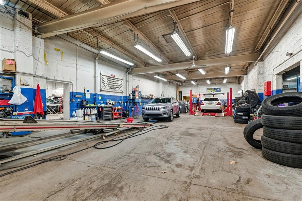 4225 Main Street Pittsburgh, PA 15224 - Photo 22 of 30 a view of parking