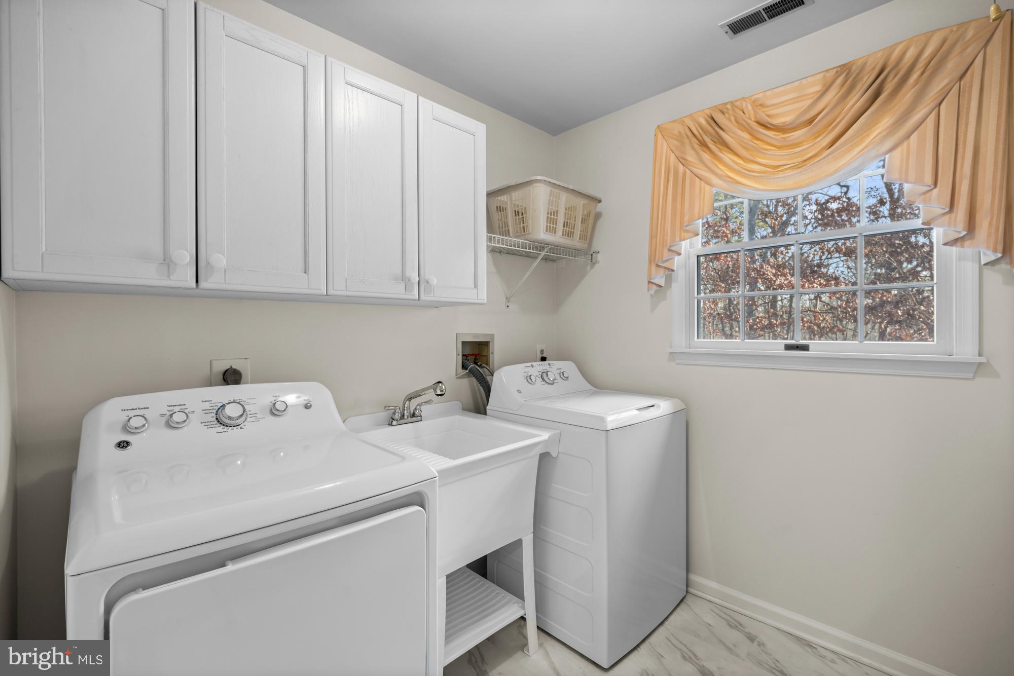 4 Independence Way Southampton, NJ 08088 - Photo 22 of 25 a utility room with dryer and washer