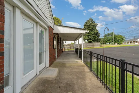 $789,900 | 2003 Lebanon Pike, Nashville, TN 37210
