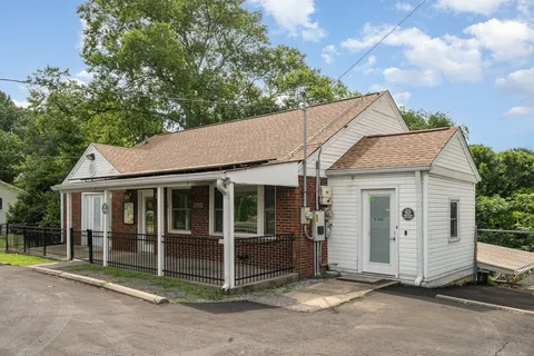 $789,900 | 2003 Lebanon Pike, Nashville, TN 37210