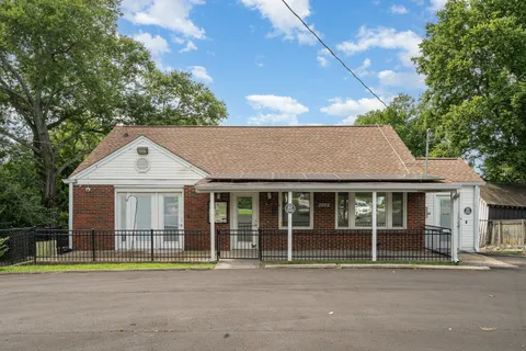 $789,900 | 2003 Lebanon Pike, Nashville, TN 37210