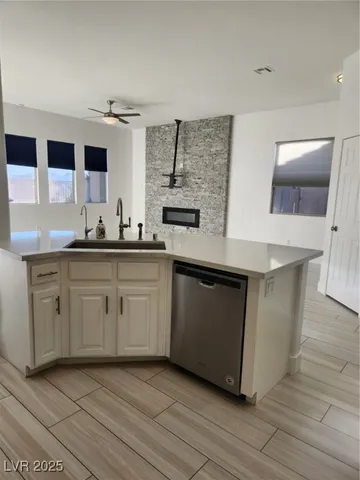 $2,200 | 9238 Alpine Bliss Street, Las Vegas, NV 89123