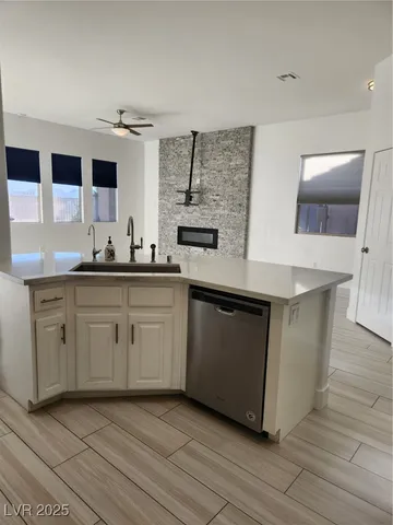 $2,200 | 9238 Alpine Bliss Street, Las Vegas, NV 89123