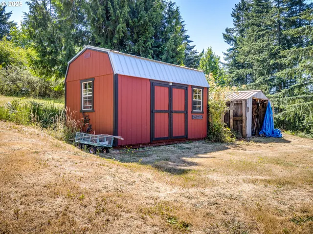 $650,000 | 20284 El Romar Drive Northeast, Scotts Mills, OR 97375