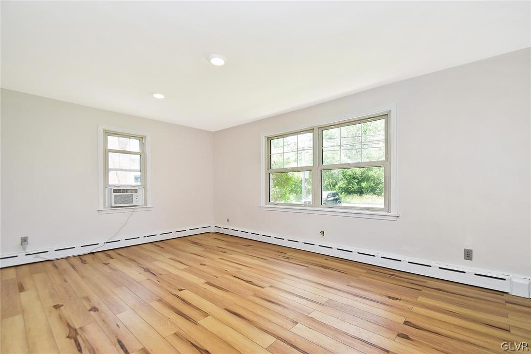 171 Tatamy Road Nazareth, PA 18064 - Photo 6 of 28 Gallery Image 6