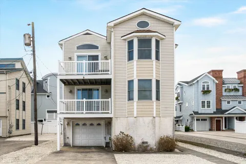$1,999,999 | 110 93rd Street, Sea Isle City, NJ 08243