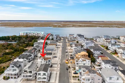 $1,999,999 | 110 93rd Street, Sea Isle City, NJ 08243