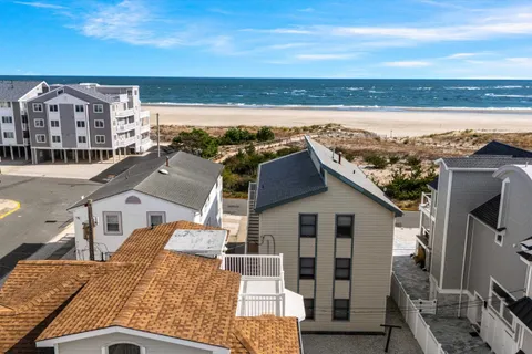 $1,999,999 | 110 93rd Street, Sea Isle City, NJ 08243