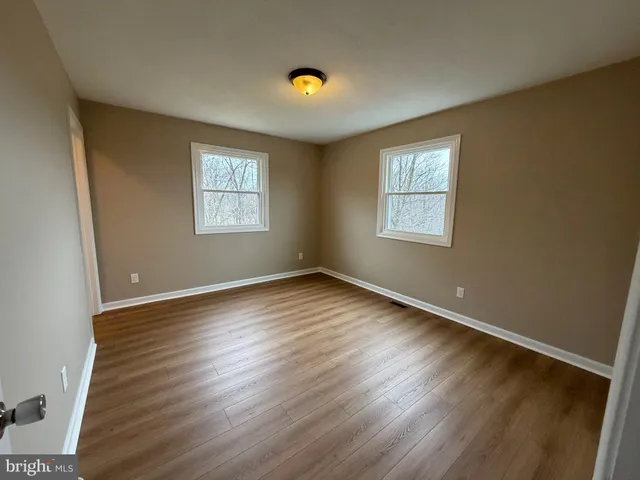 $295,000 | 1528 Lakeshore Drive, Chambersburg, PA 17202