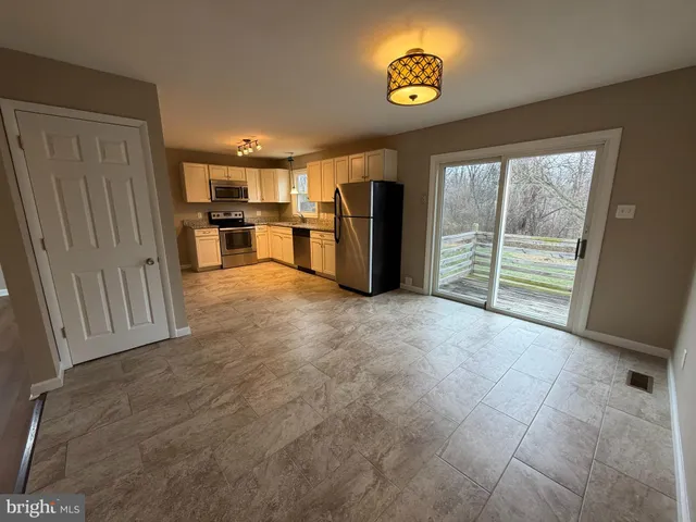 $295,000 | 1528 Lakeshore Drive, Chambersburg, PA 17202