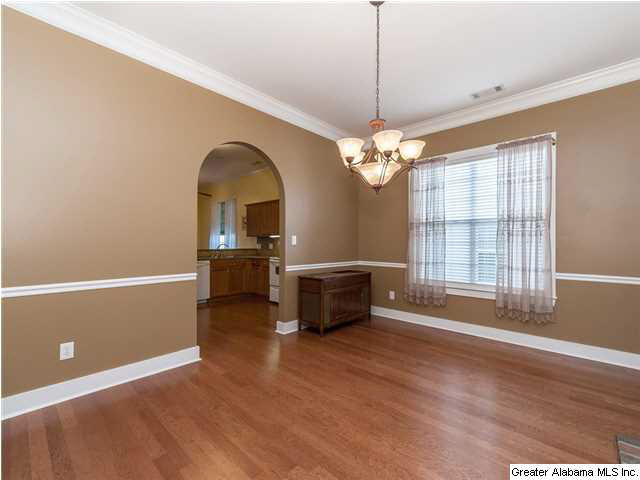 6384 Clubview Circle North Bessemer, AL 35022 - Photo 8 of 32