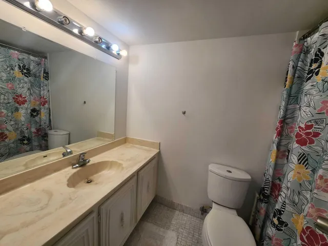 $1,875 | 851 Three Islands Boulevard, Unit 102, Hallandale Beach, FL 33009