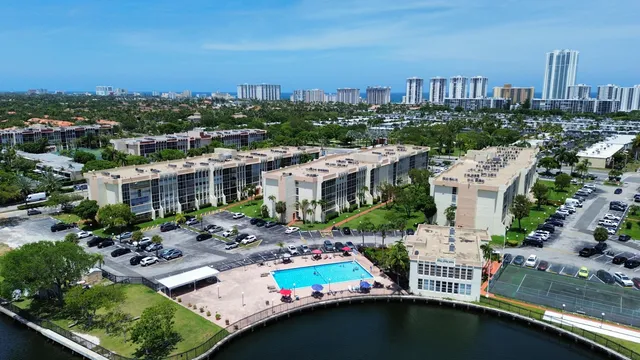 $1,875 | 851 Three Islands Boulevard, Unit 102, Hallandale Beach, FL 33009