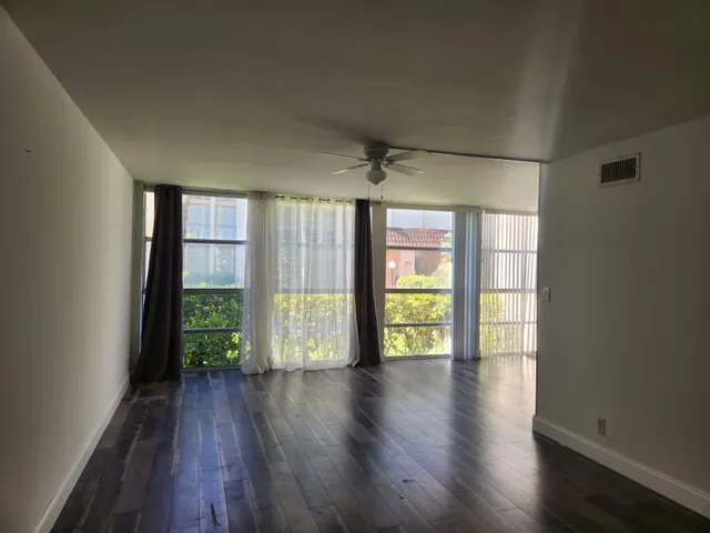 $1,875 | 851 Three Islands Boulevard, Unit 102, Hallandale Beach, FL 33009