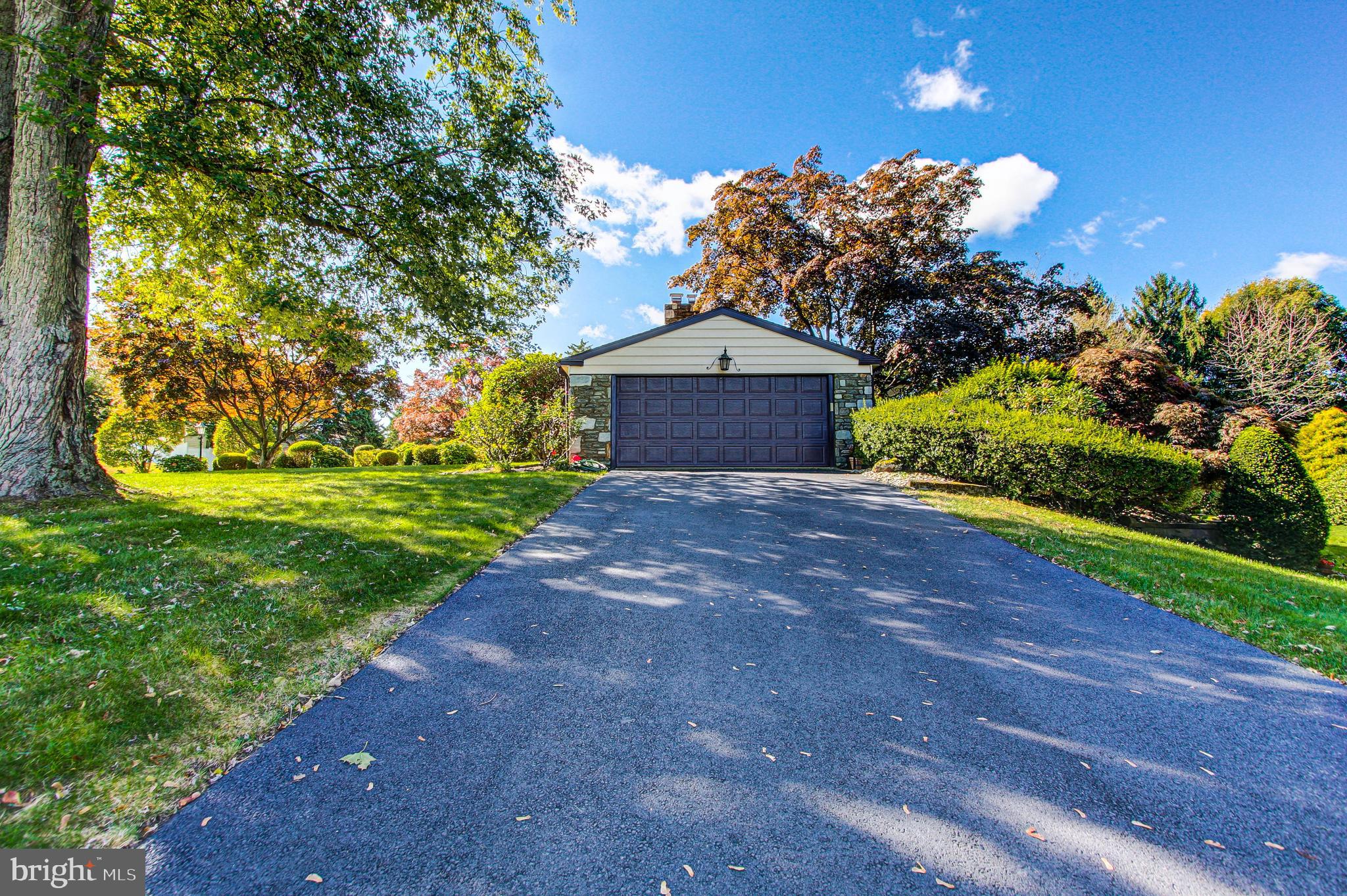 3580 Post Road Huntingdon Valley, PA 19006 - Photo 40 of 47 2 car side entry garage