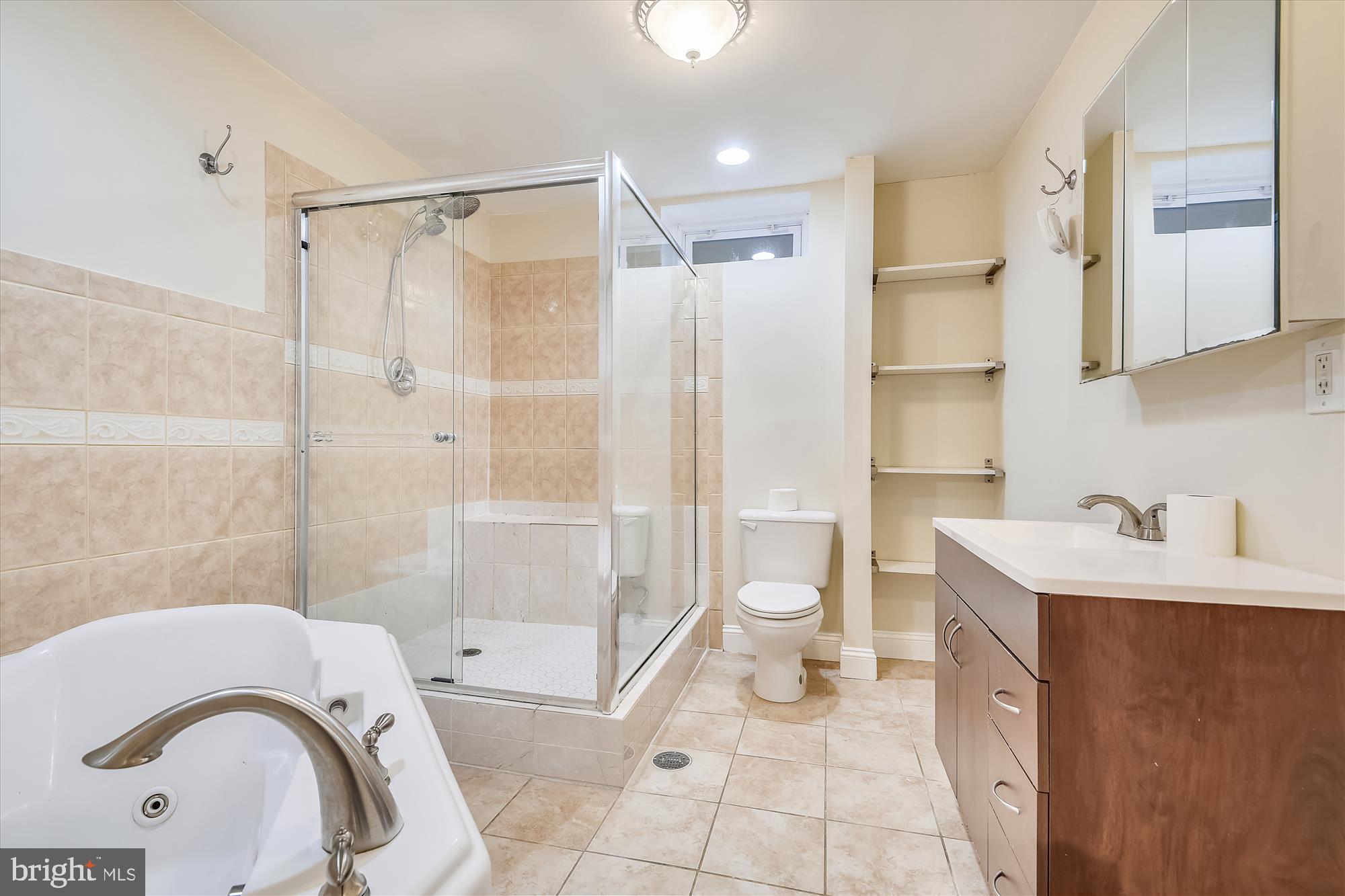 2227 Monocacy Road Essex, MD 21221 - Photo 15 of 42