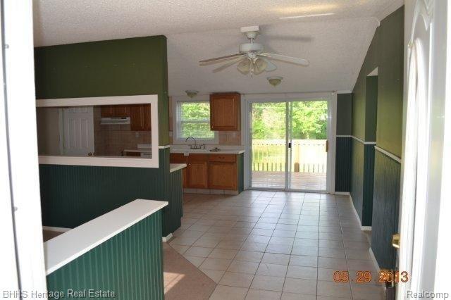 4700 Dutcher Road Howell, MI 48843 - Photo 7 of 25 Entrance
